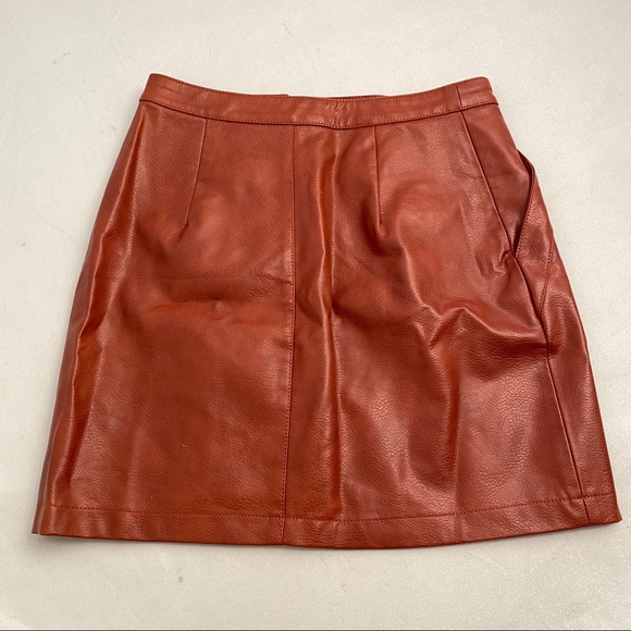 Urban Outfitters cognac faux leather snap skirt S - Picture 8 of 10